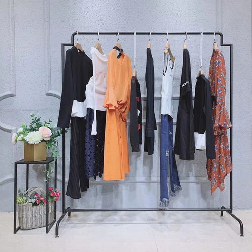 韓版女裝羽絨服外套 引領時尚潮流，聚焦濮陽精品女裝批發