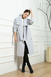 阮里清女裝 時(shí)尚產(chǎn)品與加盟店經(jīng)營(yíng)解析